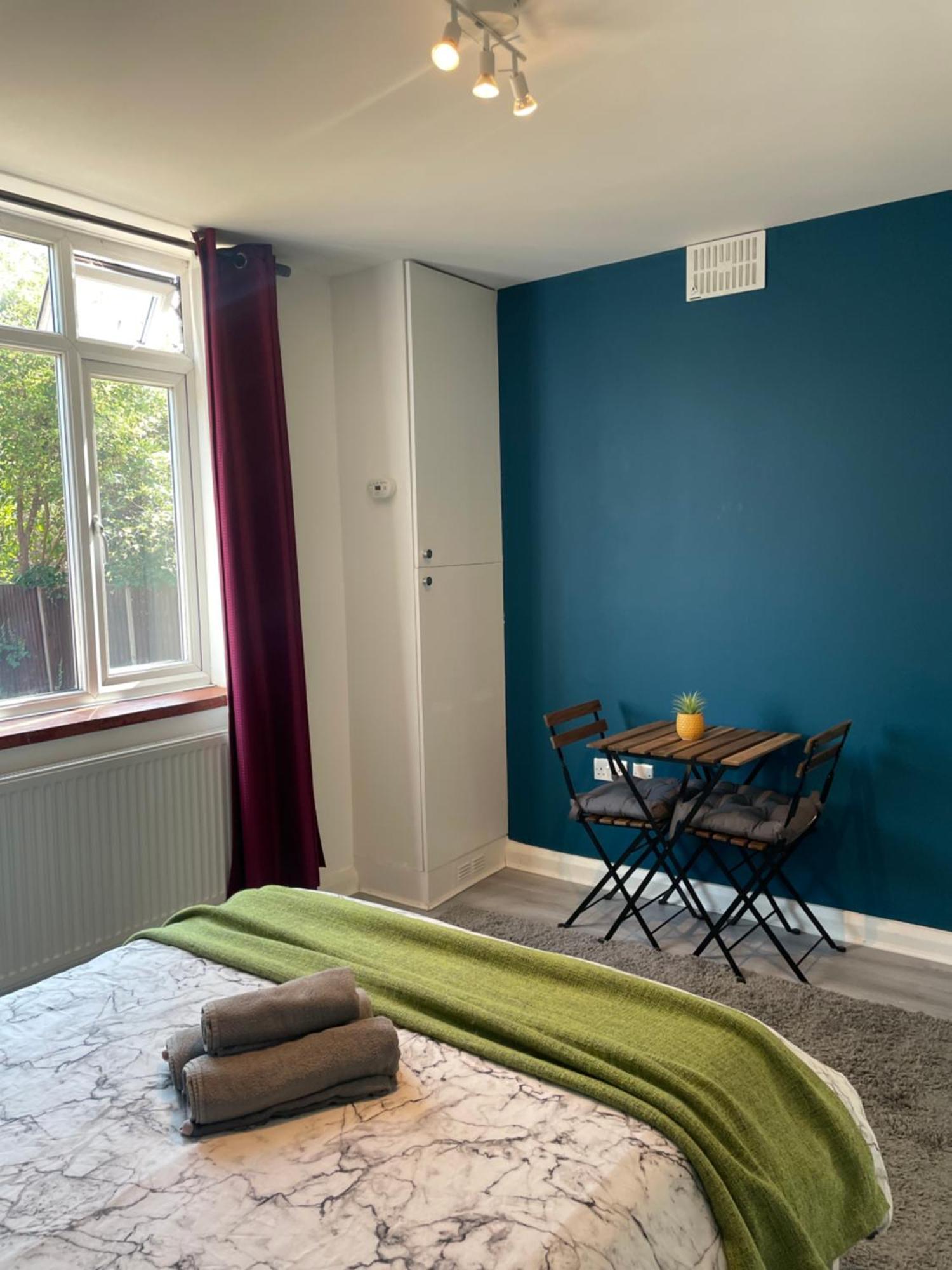 Willesden Green Rooms Londen Buitenkant foto