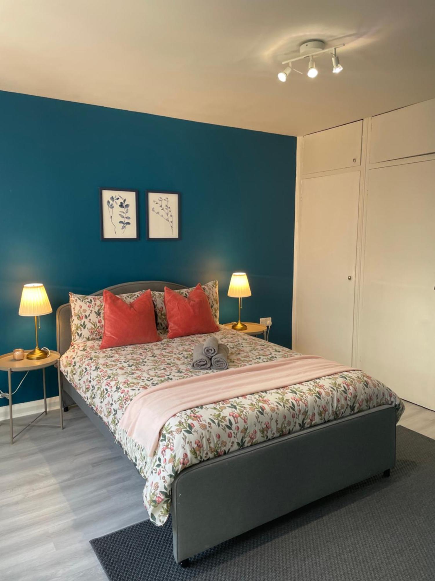 Willesden Green Rooms Londen Buitenkant foto