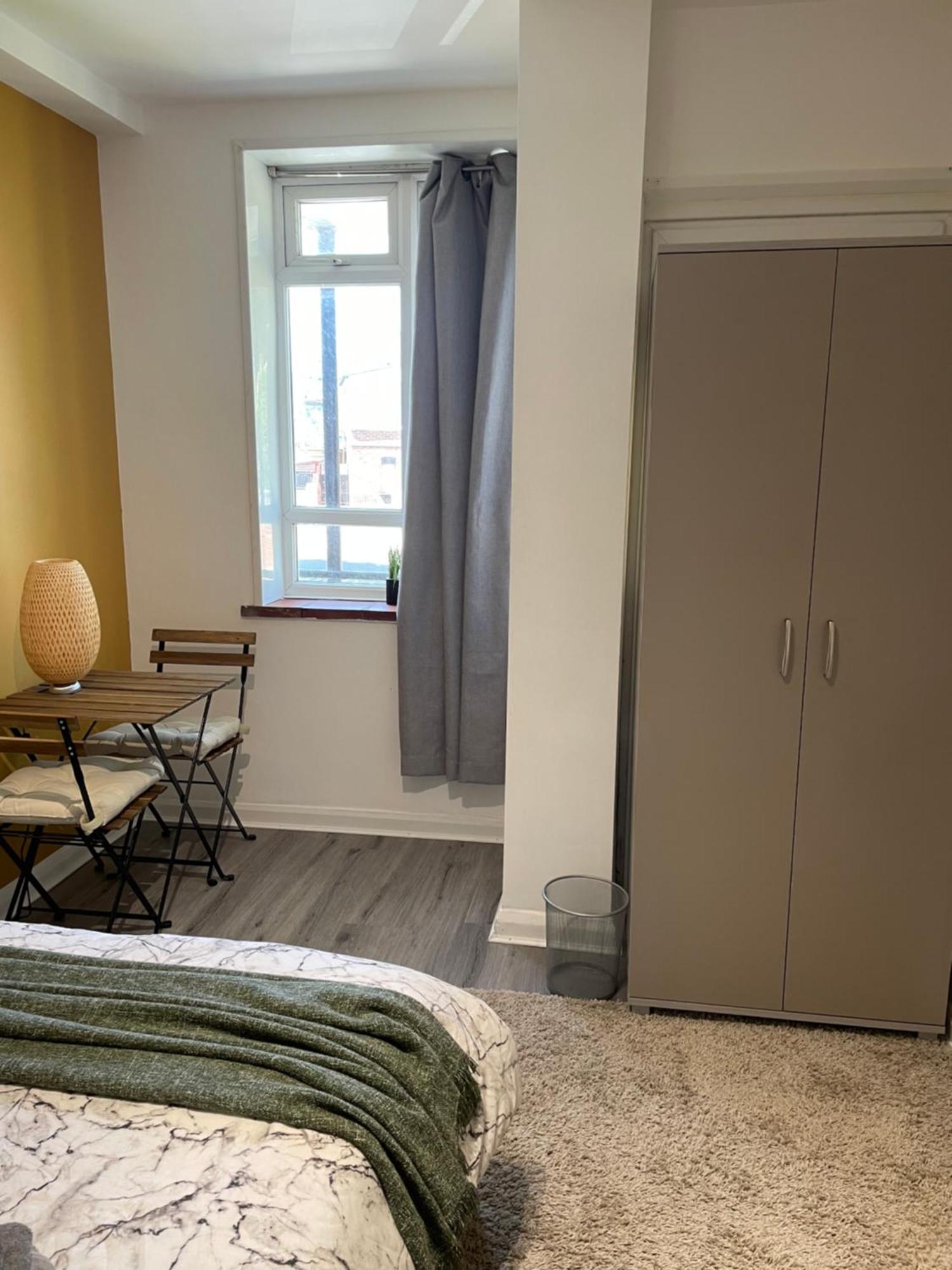 Willesden Green Rooms Londen Buitenkant foto