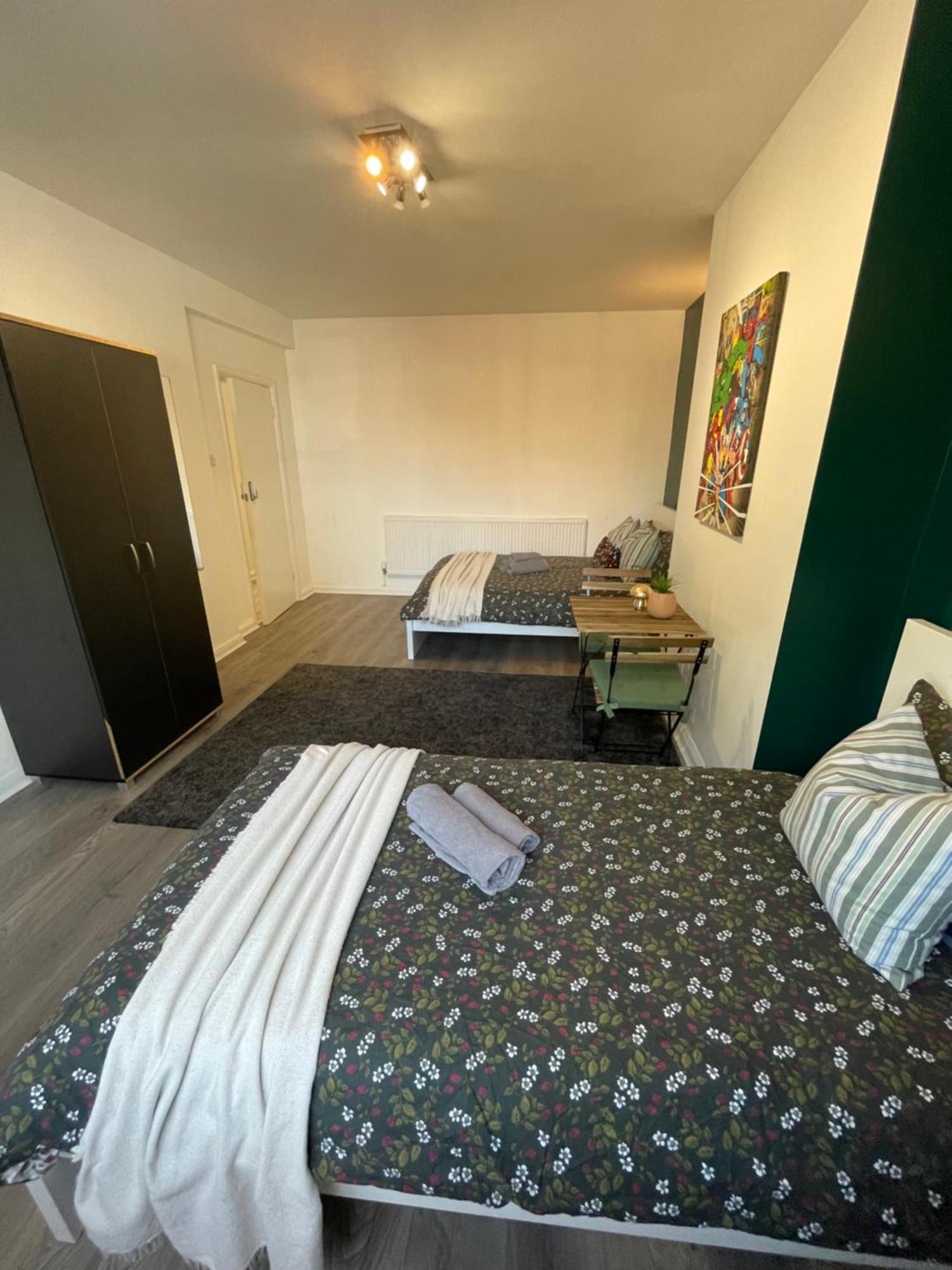 Willesden Green Rooms Londen Buitenkant foto